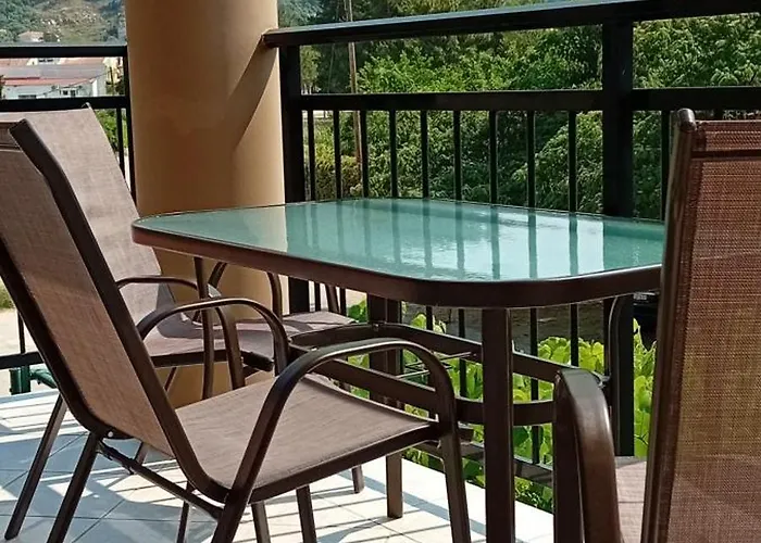 La Vigna By The Sea *