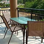 Ξενοδοχείο με διαμερίσματα La Vigna By The Sea 3*