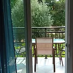 Ξενοδοχείο με διαμερίσματα La Vigna By The Sea 3*