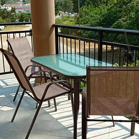 Aparthotel La Vigna By The Sea 3*