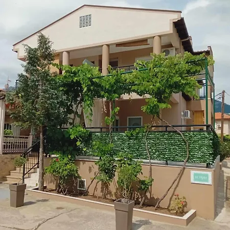 La Vigna By The Sea Aparthotel