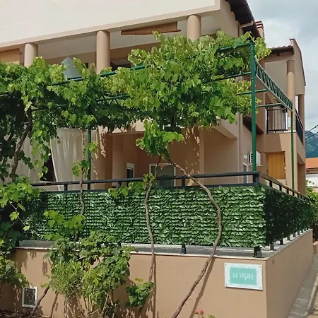 La Vigna By The Sea 3*