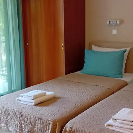 Aparthotel La Vigna By The Sea 3*