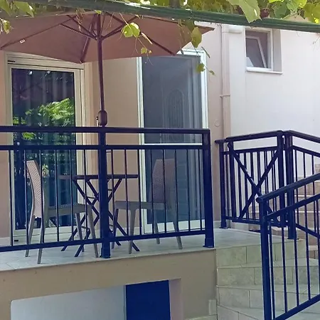 La Vigna By The Sea Aparthotel Chrisi Ammoudia